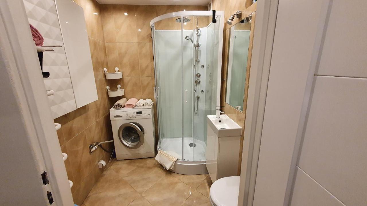 Spokojna Apt Katowice Buitenkant foto